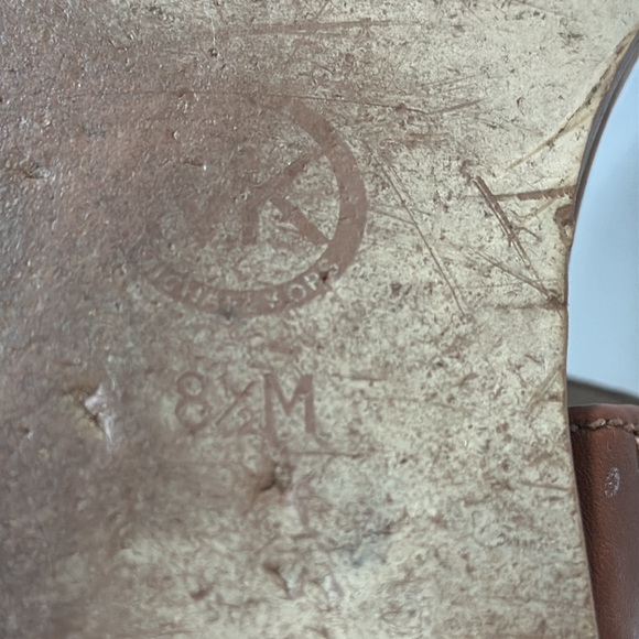 MICHAEL MICHAEL KORS “Josephine Brown Leather Gladiator Flat Sandals (Sz: 8.5) - Picture 13 of 13